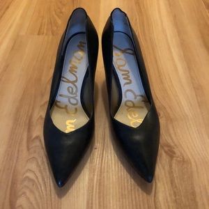 Sam Edelman patent black leather heel